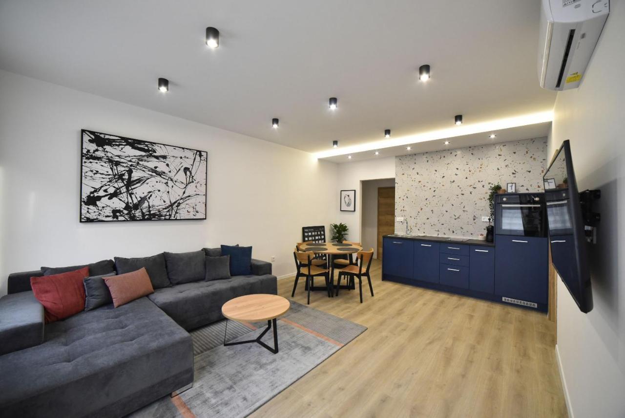 Block Apartment No2 Zagreb Buitenkant foto