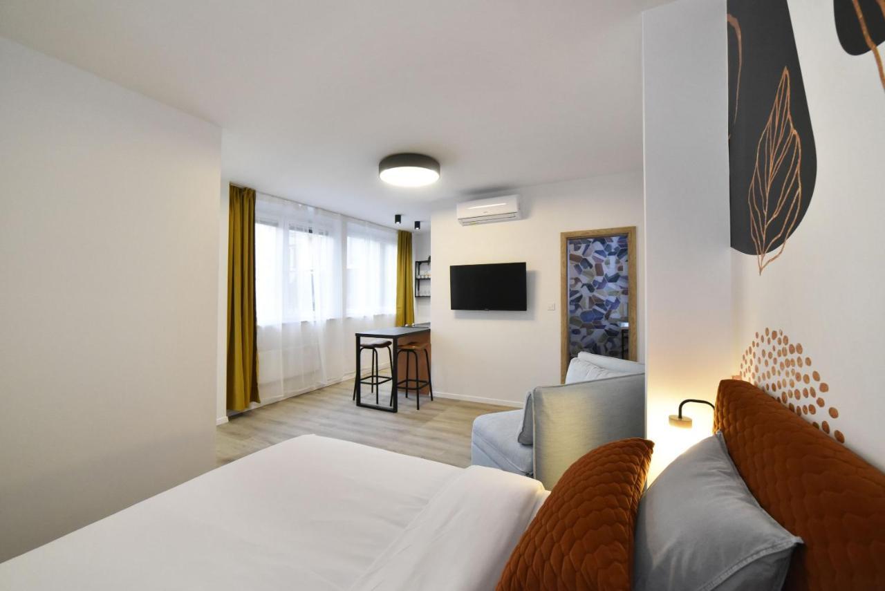 Block Apartment No2 Zagreb Buitenkant foto