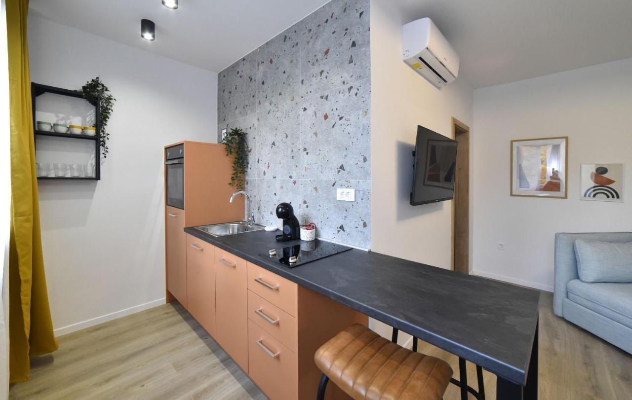 Block Apartment No2 Zagreb Buitenkant foto