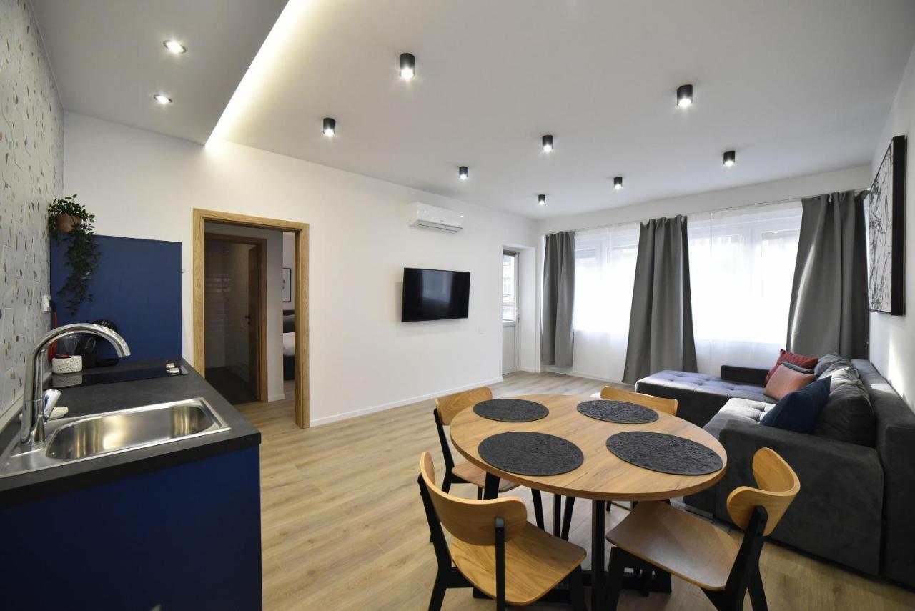 Block Apartment No2 Zagreb Buitenkant foto