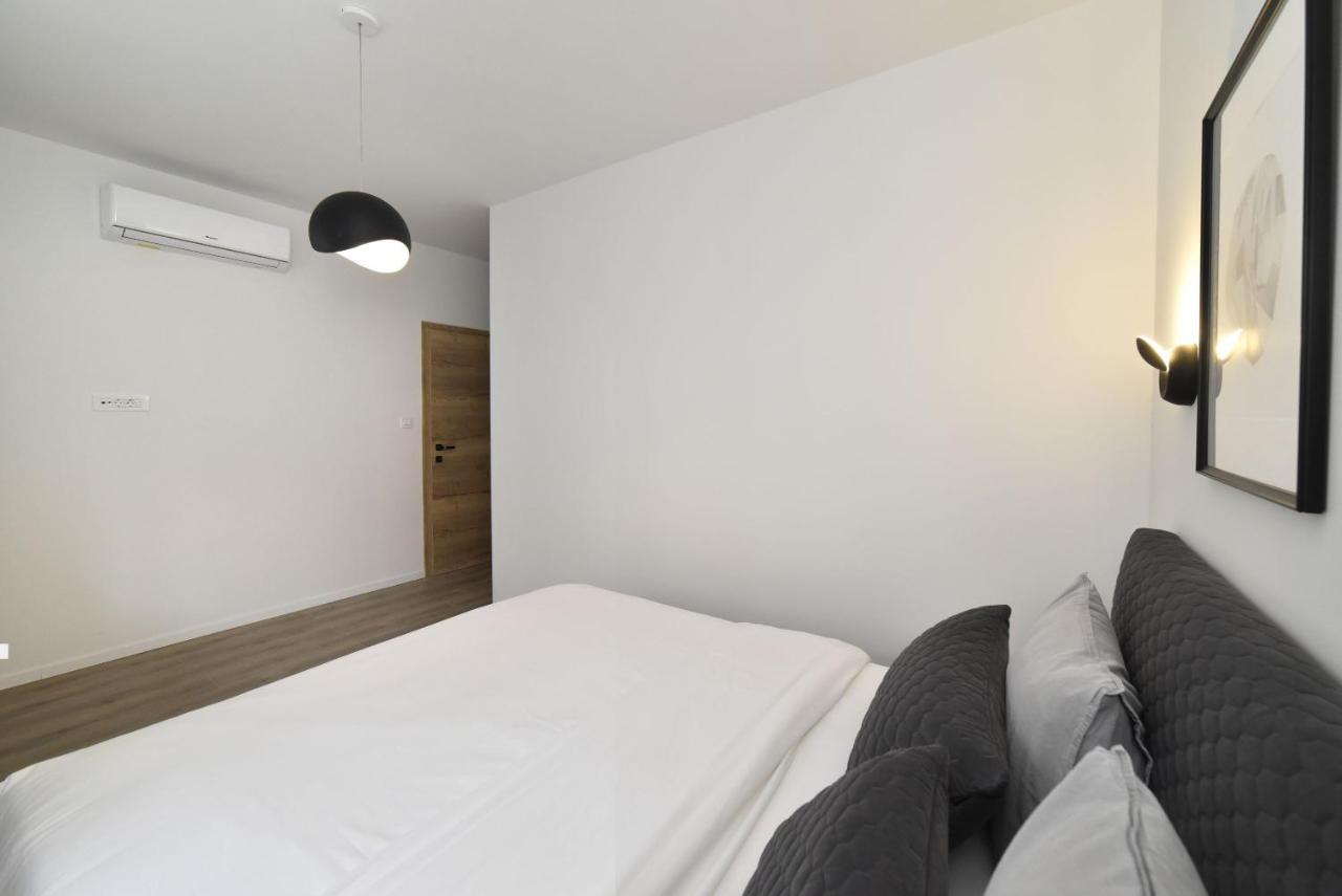 Block Apartment No2 Zagreb Buitenkant foto