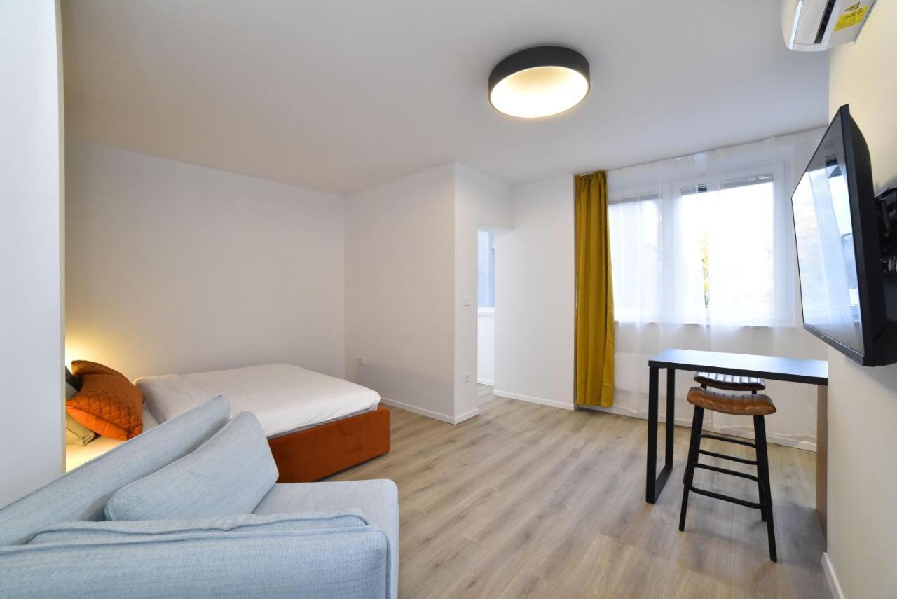 Block Apartment No2 Zagreb Buitenkant foto